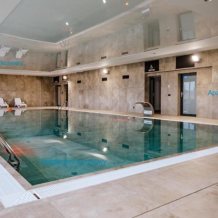 Apartament Turkusowy - Basen, Sauna, Klimatyzacja Dziwnow Exterior photo